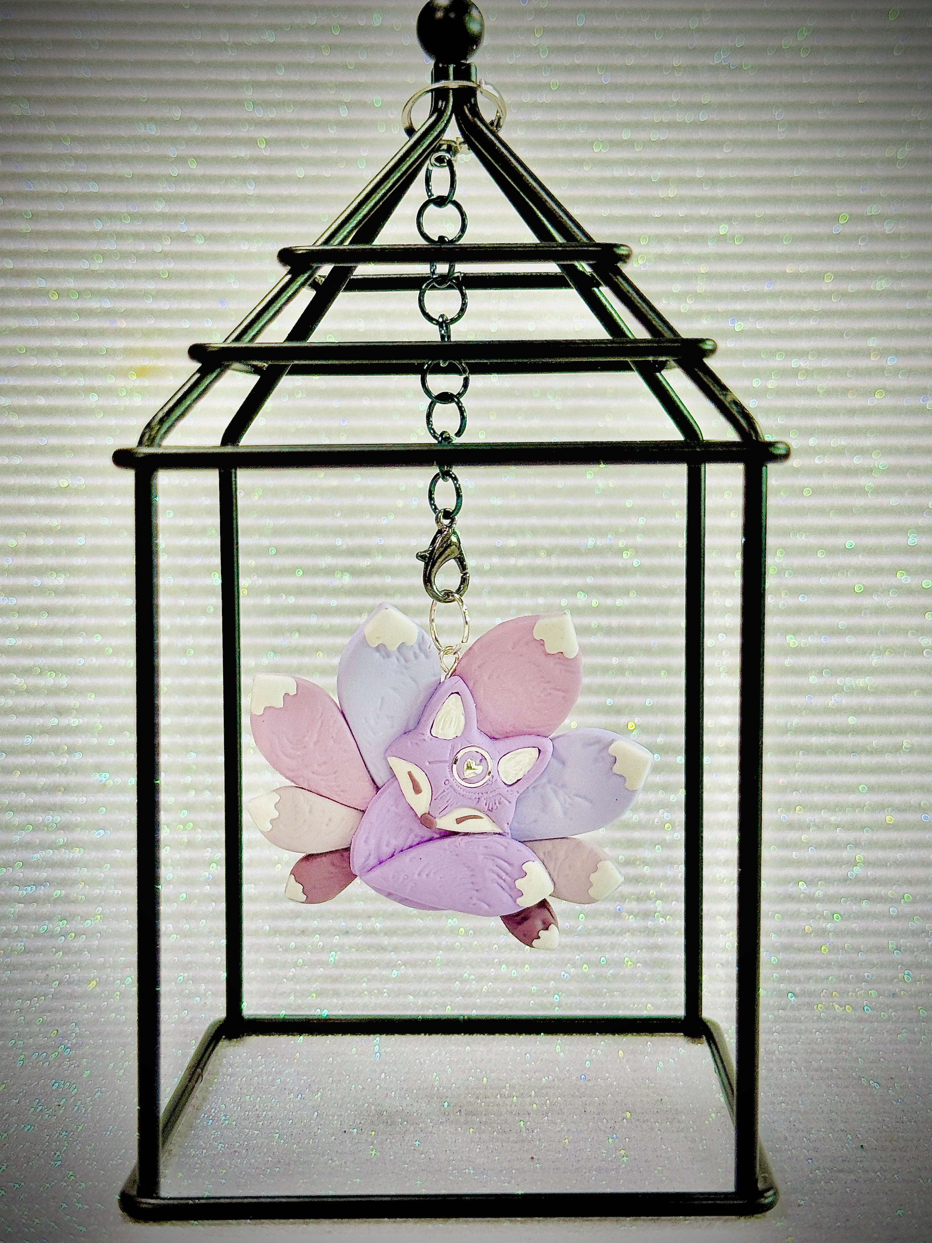 A048. Glamour Fox necklace (pastel lilac)