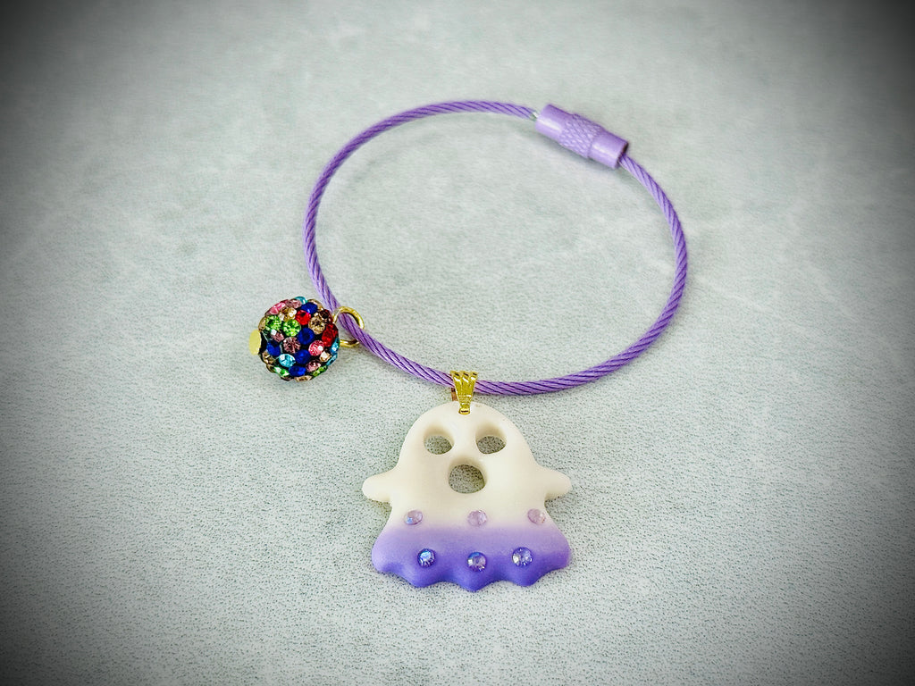 A052. Halloween BoOo Key Charm