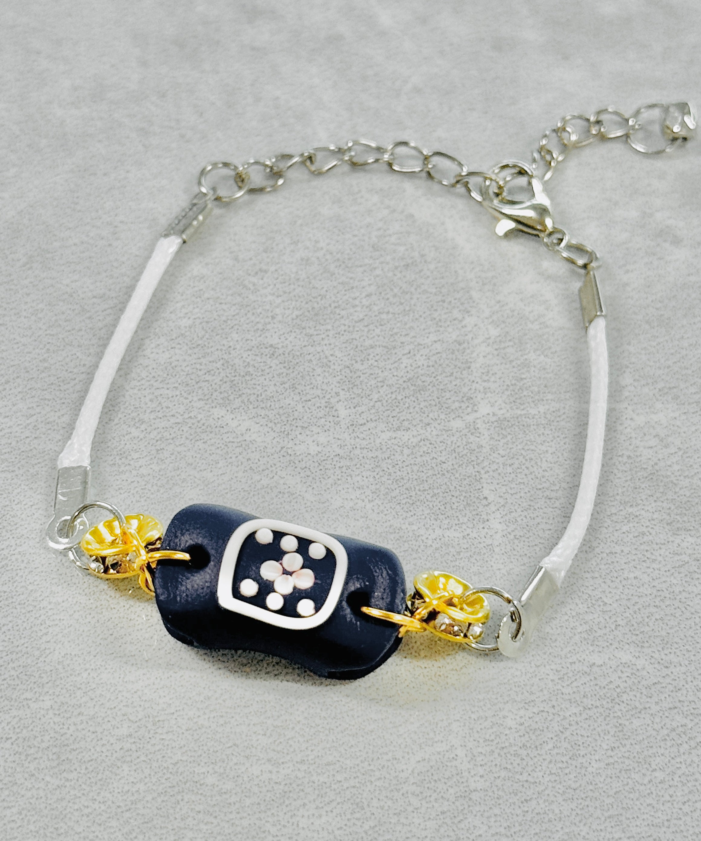 A019. Porcelain Bloom Bracelet