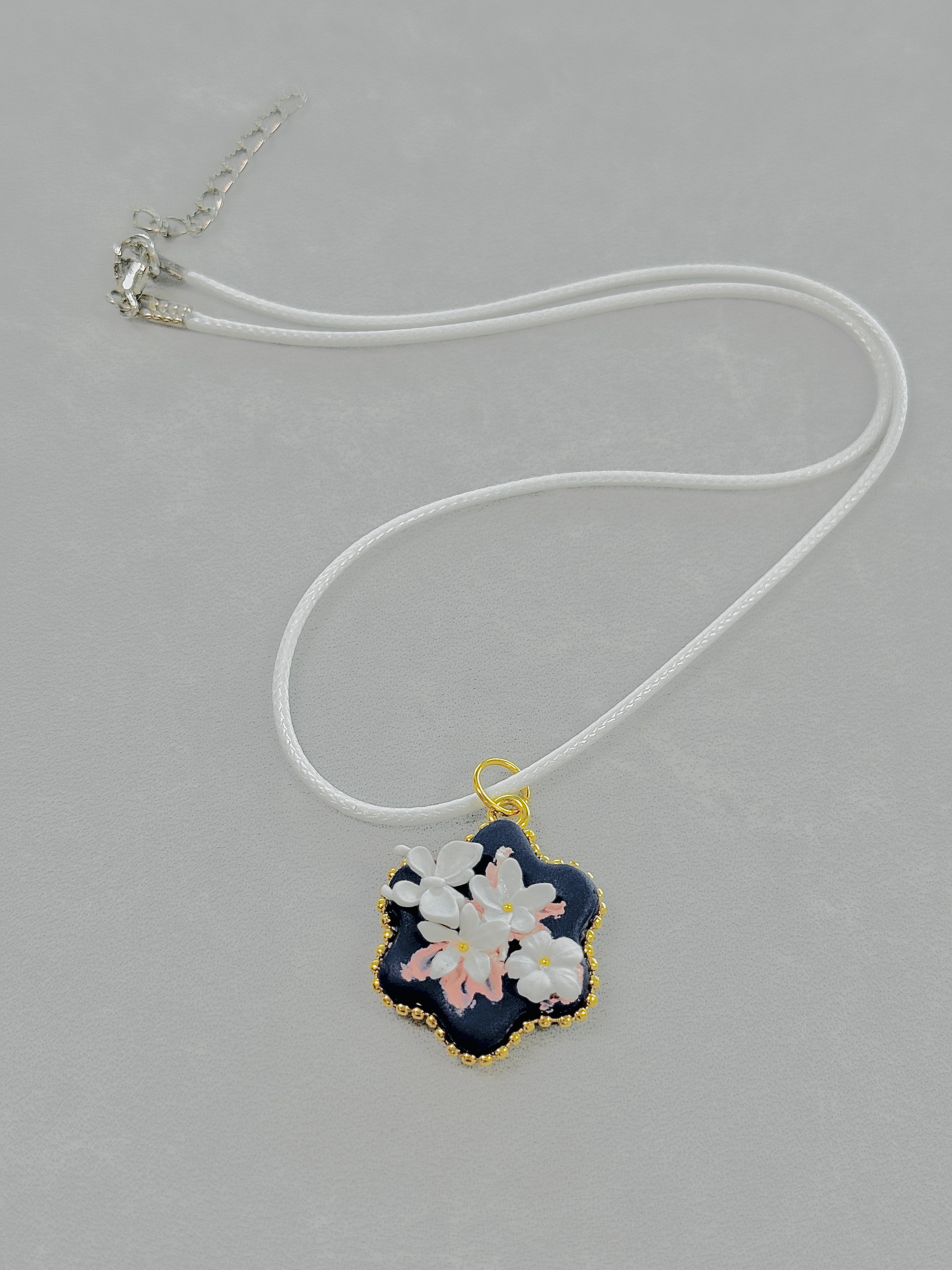 A021. Porcelain Bloom Necklace