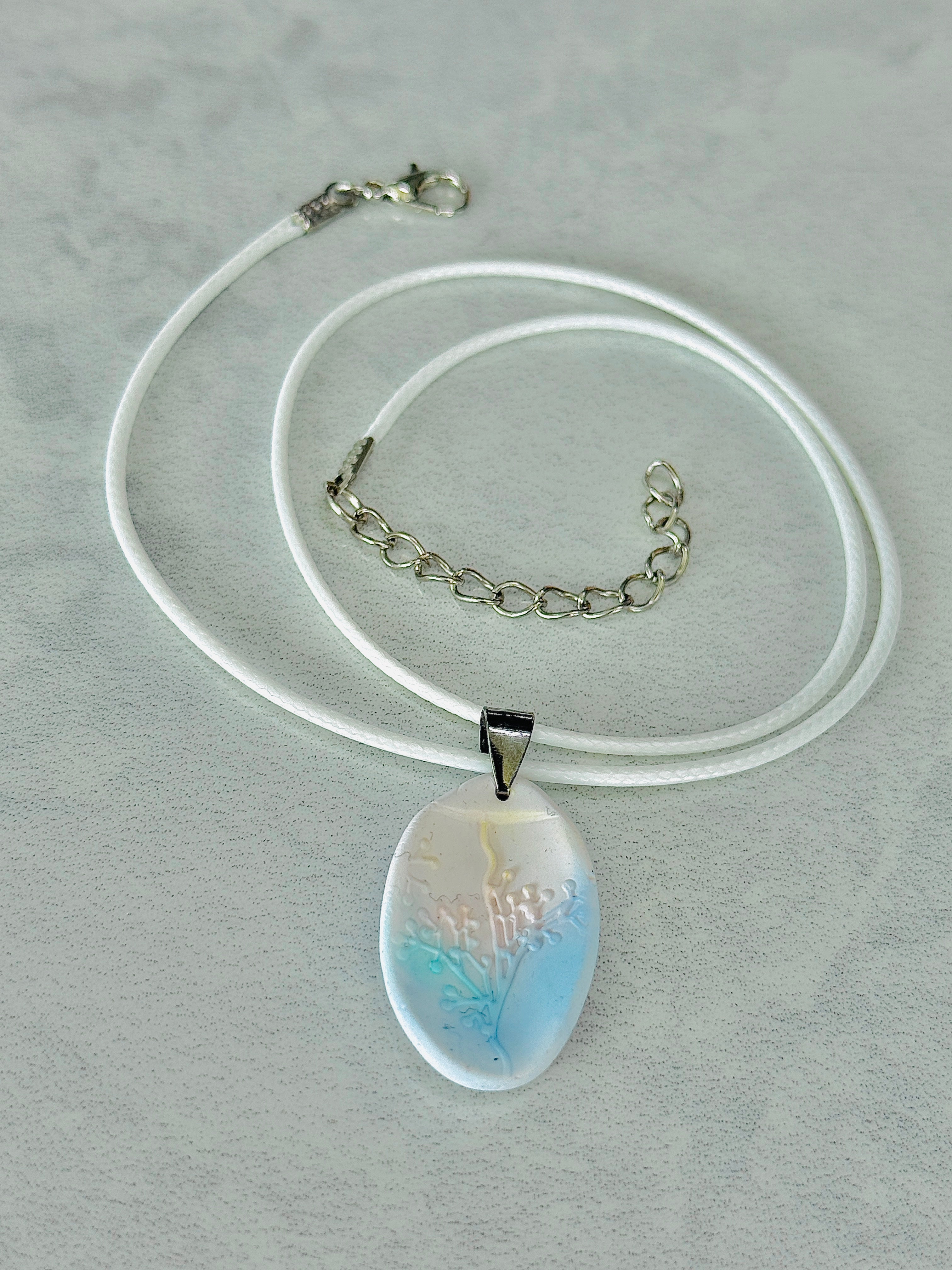 A030. Cool serenity necklace