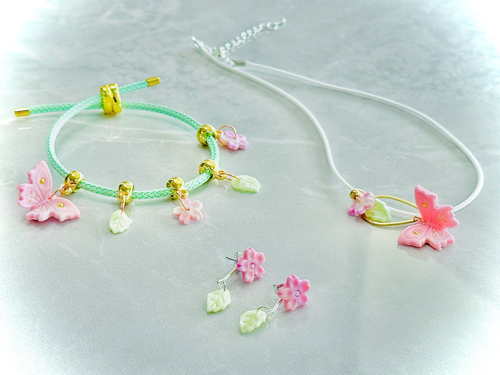 A027. Enchanted Flutter Collection