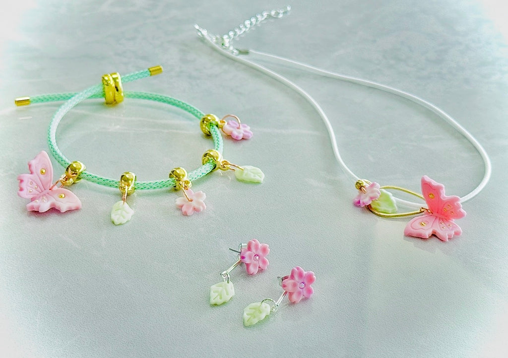 Necklace, Bracelet & Earrings Making Workshop.